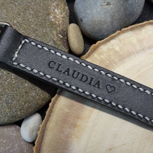 Porte-clés en cuir noir personnalisé, cadeaux de porte-clés gravés personnalisés pour hommes et anniversaire, cadeau porte-clés monogramme pour petit ami, porte-clés