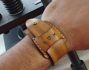 High quality brown leather bracelets - Personalize leather braided name bracelets for men and women. Handmade in italy.