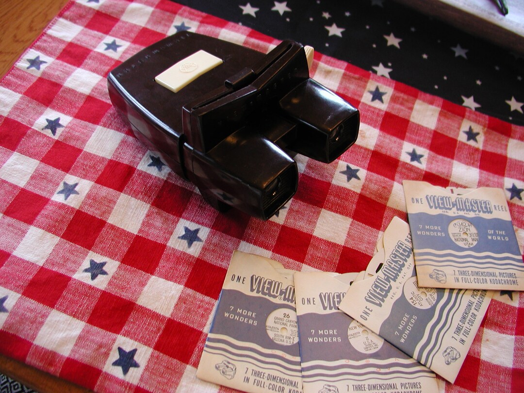 Viewmaster Model E View-master Model E Viewer and Light Attachment Vintage Brown Bakelite ...