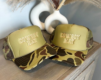 2728 Howdy Cowboy Hat Trucker | Vintage Country Cowgirl Western Trendy Amazon.com: Howdy Cowboy Hat Trucker Hat | Vintage Country  main image 4
