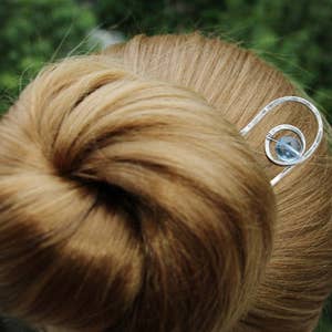U ヘアピン ヘアフォーク ビーズ付き ニッケルシルバー バンホルダー ヘアスティック ブルー バンピン ヘアピン 手鍛造ジュエリー 女性へのギフト