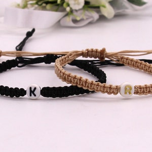 Juego de 2 pulseras con iniciales personalizadas, pulseras para parejas, pulseras a juego para parejas, pulsera ajustable para parejas