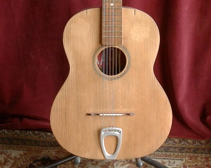 Kary, Acoustic Guitar