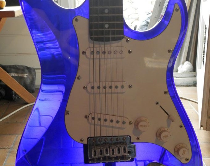 G&B Transparent Plexi-glass Strat'.