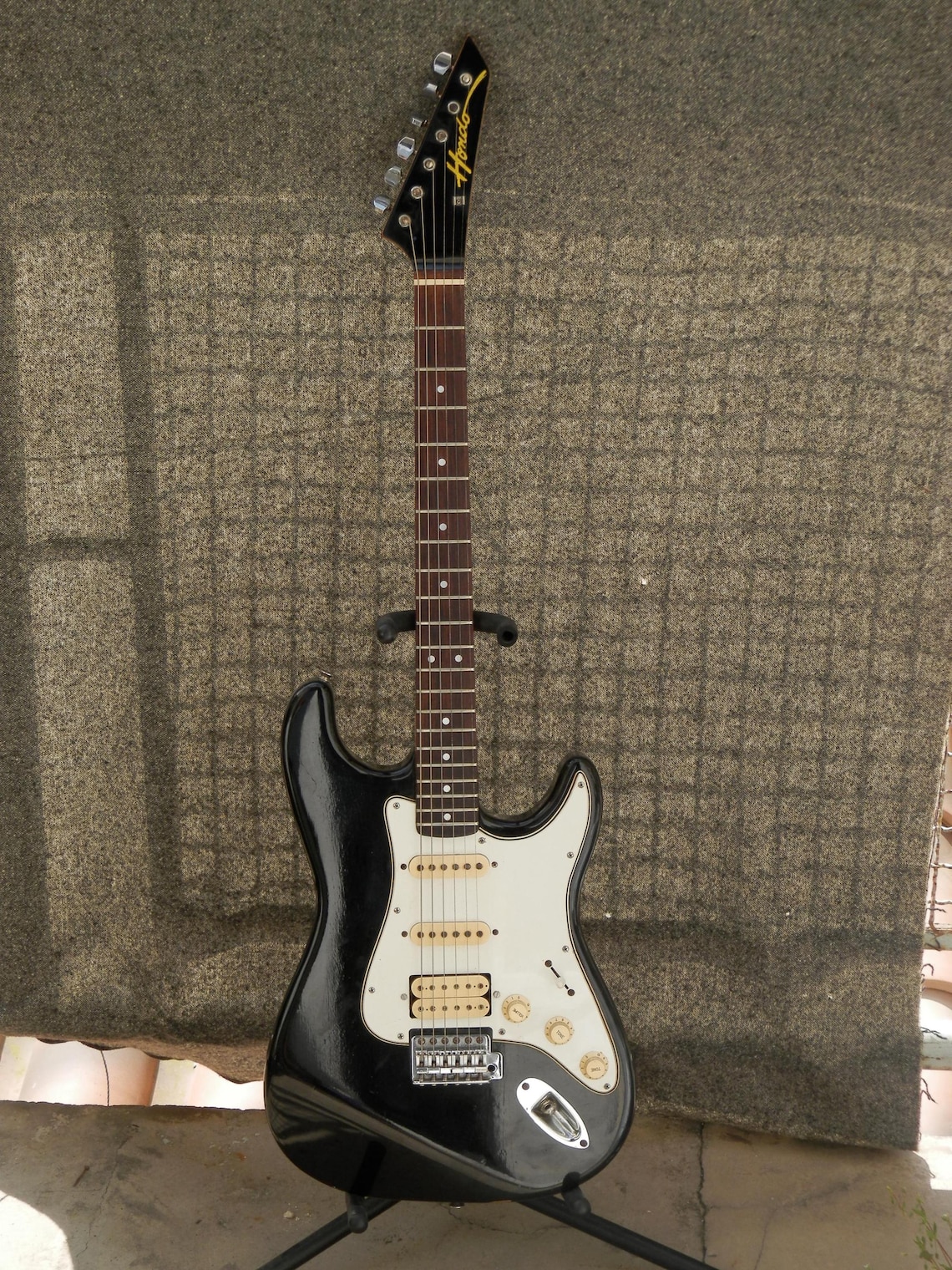 Hondo Super Strat Electric Guitar - 1970s/80s S.Korean Made, foto 2 di 5