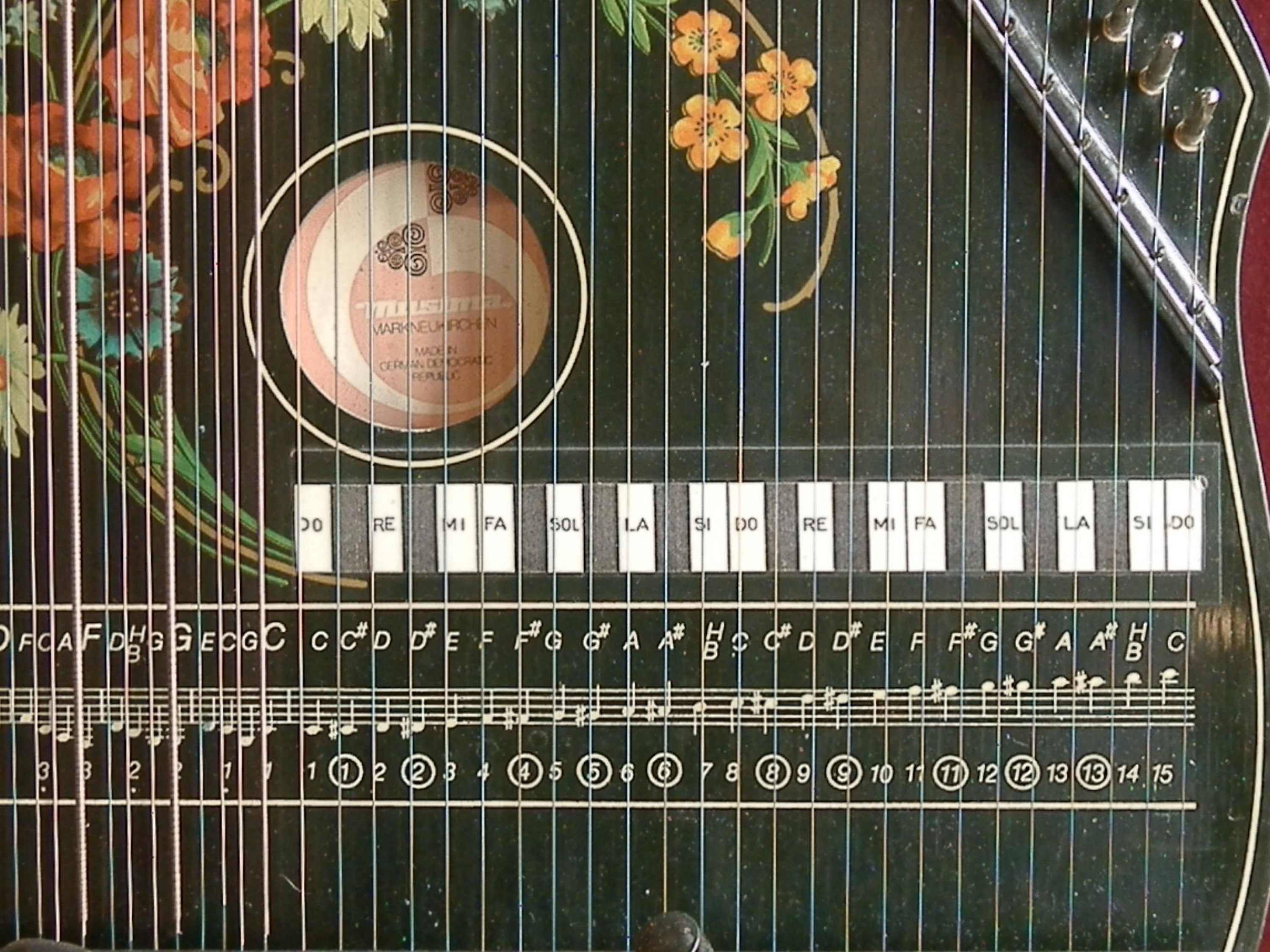6 Chord Zither with Modulators