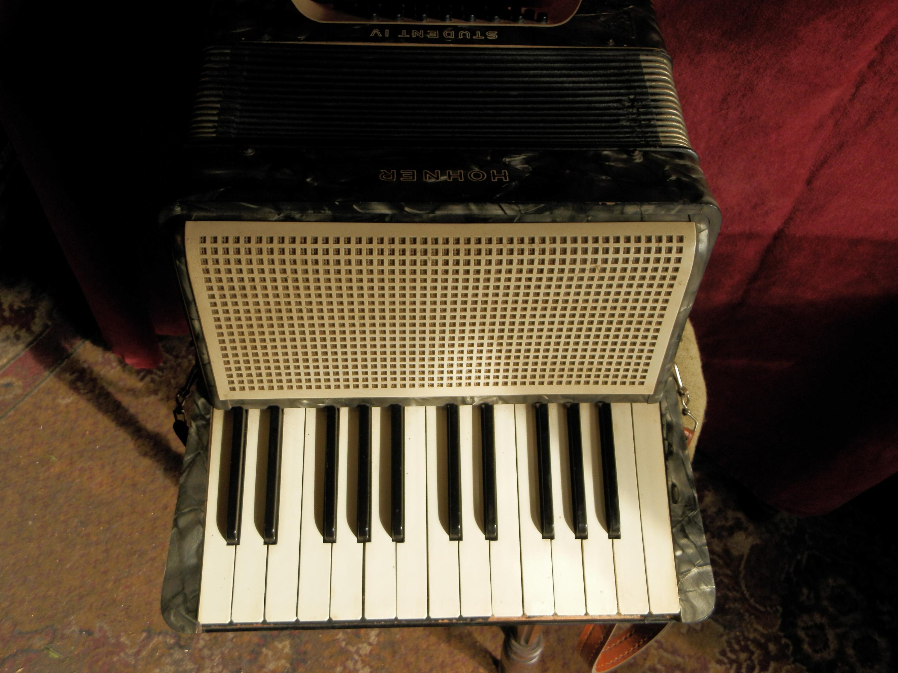 Hohner Student IV Piano Accordeon Etsy