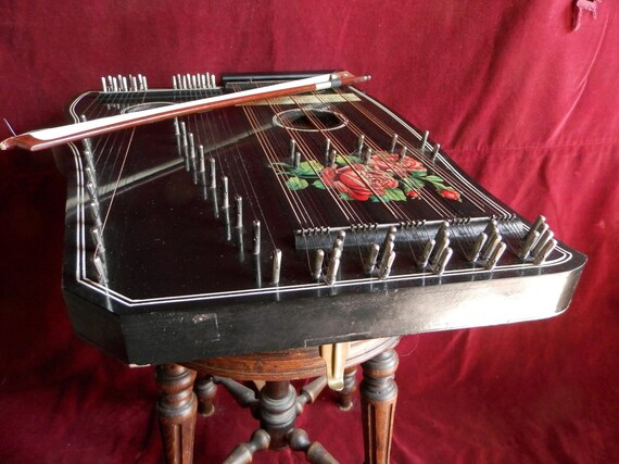 HARPELEIK ZITHER チター ツィター 旧東ドイツ製 アンティーク HARPELEIK ZITHER チター ツィター 旧東ドイツ製 アンティーク