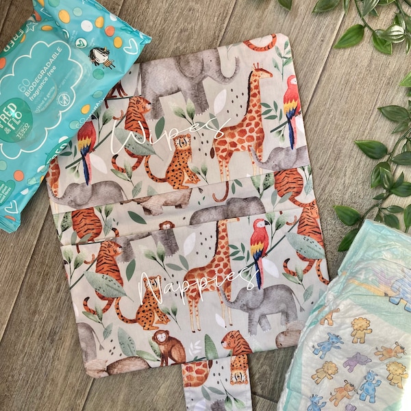 Nappy pouch and muslin set