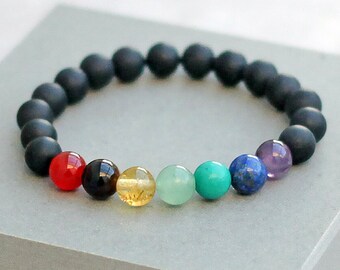 Bracelet chakra fait main avec onyx noir givré, bracelet extensible, plusieurs tailles de poignet