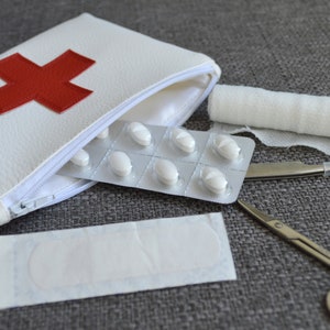 Rote vegane Medizintasche, Erste-Hilfe-Tasche, Rote Kreuz-Medizintasche, Notfall-Kit-Tasche, vegane medizinische Tasche, Erste-Hilfe-Zubehör, Erste-Hilfe-Kit