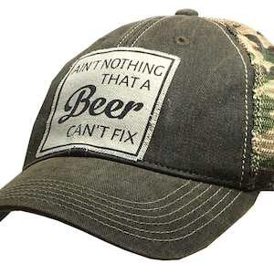 Ain&#39;t Nothing That A Beer Can&#39;t Fix Distressed Trucker Cap | Baseball Hat | Sarcasm | Unisex  | Men&#39;s Gift | Drinking | Guy&#39;s Weekend