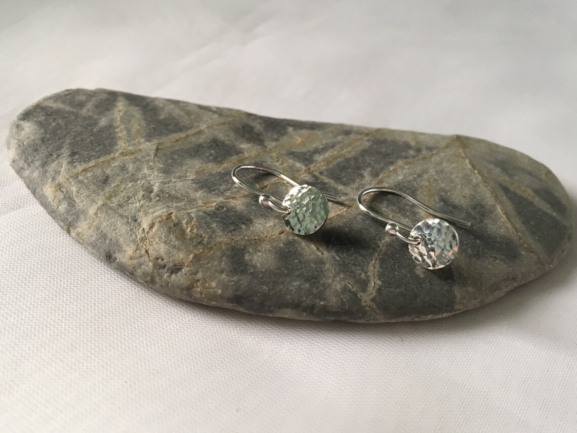 Scallop Edge Stamp Disc Earrings - Sterling Silver main image 1