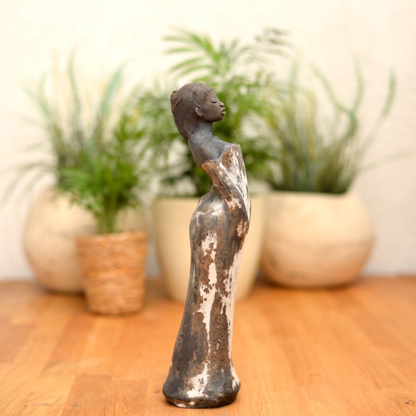 Escultura Raku, Mujer, Cerámica hecha a mano, Escultura de cerámica