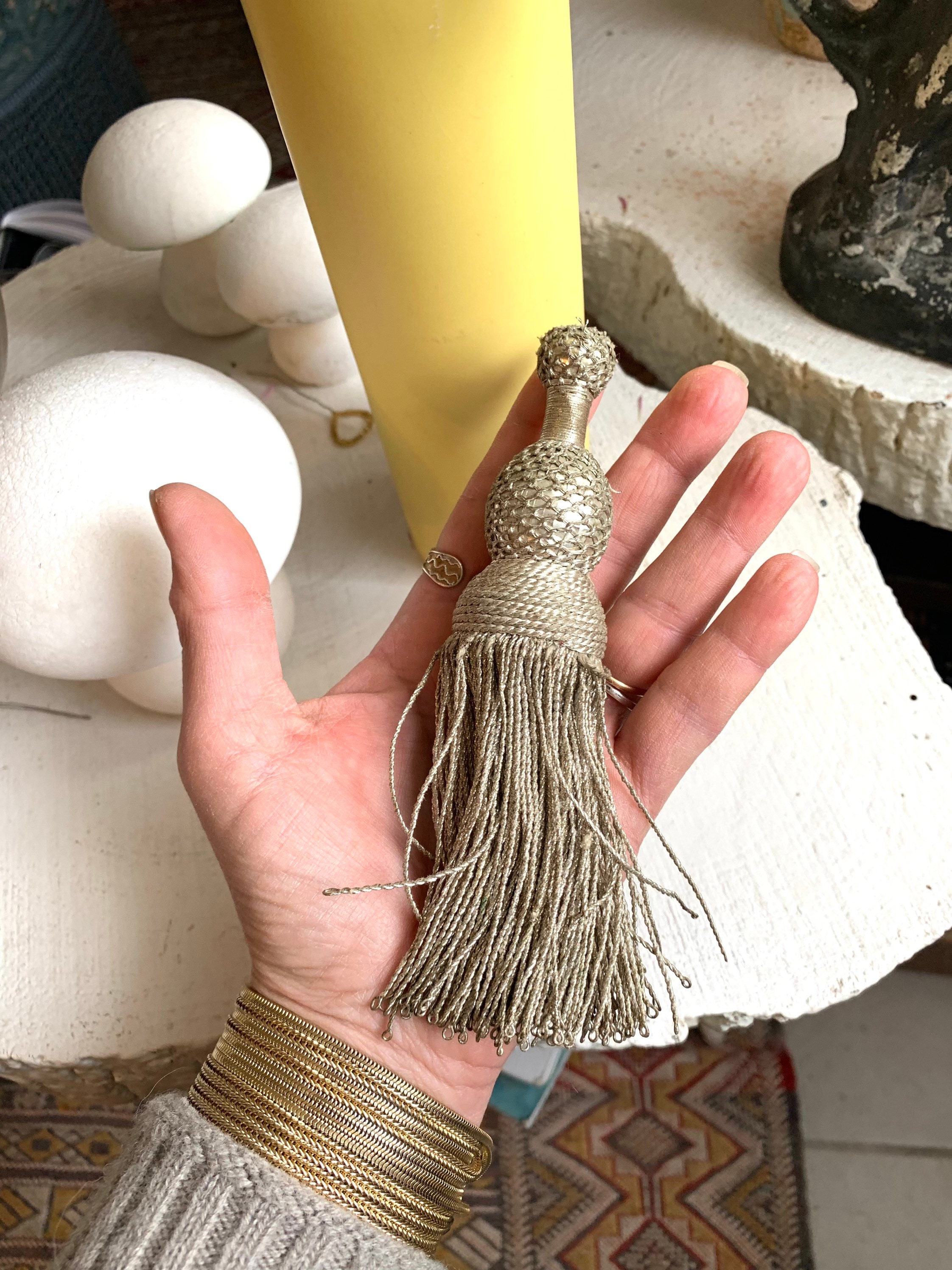 Rare Grand Pompon Ancien en Fil d'argent 19Ème Antique Victorian Silver Tassel