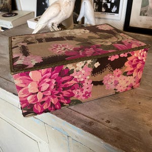 Boîte De Couture En Tissu Ancienne Pivoines Antique Sewing Fabric Box