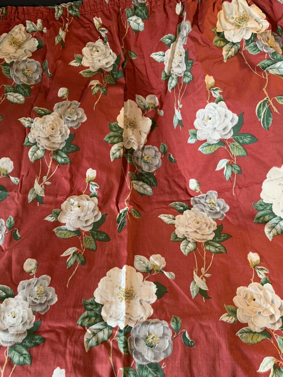 Rideau Ancien Coupon Tissu Rouge Fleurs Antique Grafton Fabric Curtain/Romanex