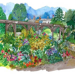 Puede incluir: Pintura a la acuarela de una escena de jardín vibrante. Una pérgola de madera enmarca una colorida variedad de flores en tonos amarillos, rosas y morados. Un exuberante follaje verde y árboles rodean el jardín, con casas y montañas al fondo.