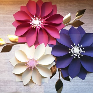個別の大きな壁掛け花 - 折り畳まれた花びらの2層