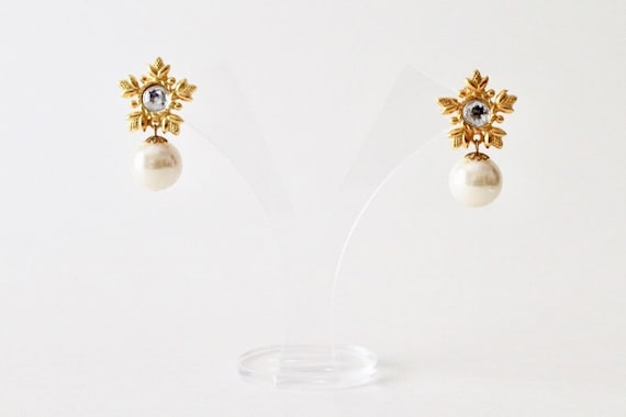 Vintage Gerard Yosca gold faux pearl clip on earr… - image 1