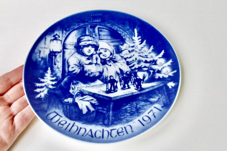 ・１９７１年・モーリッツブルグ城・クリスマスプレート・２５cm・Meissen・ il_fullxfull.1998423427_auda.jpg