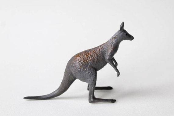 ビンテージ ブリティアン ズー 902 カンガルー、塗装済み ホロー 
