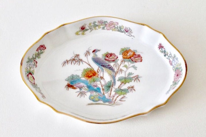 九谷焼 小鉢 鶴 時代物 ヴィンテージ 九谷焼 小鉢 鶴 時代物 ヴィンテージ SALE 【九谷焼SALE】朱地椿