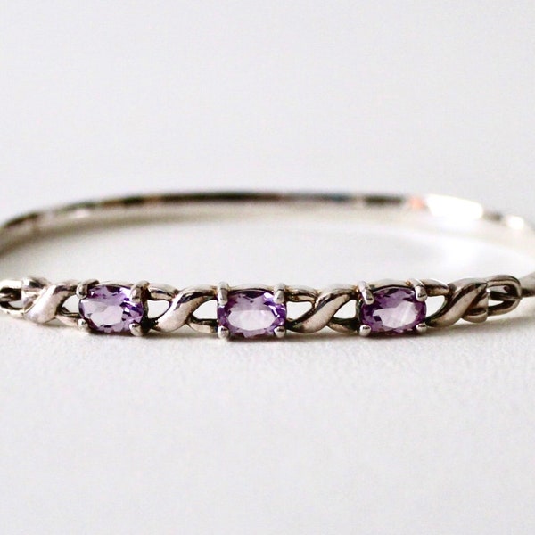 Vintage 925 Amethyst hallmarked kisses hinged closure bangle. Sterling sliver oval faceted purple Amethyst February birthstone cross bangle.