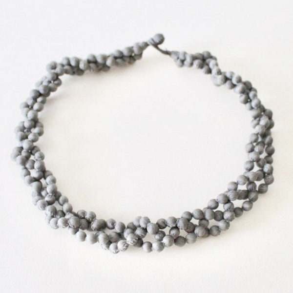 Vintage grey fabric wrap bead twist necklace. Grey plaited bead décolleté collar necklace. Twisted wrapped material collarbone necklace.