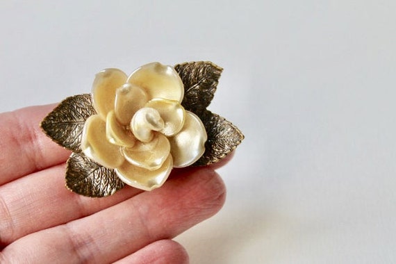 Vintage Czech bronze 3D pearlised rose leaf brooc… - image 8