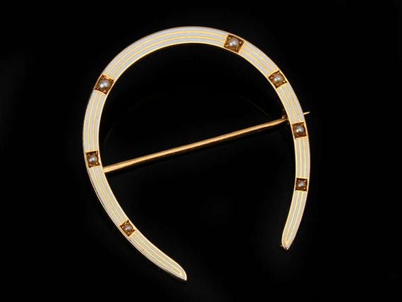 Riker Pearl Enamel Horseshoe Brooch View 3