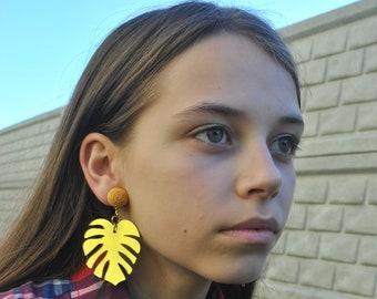 Monstera Bonbon Earrings, turquoise,golden, green Les Bon bons clip on,Monstera Leaf Earrings,Bonbons earrings,gift for her