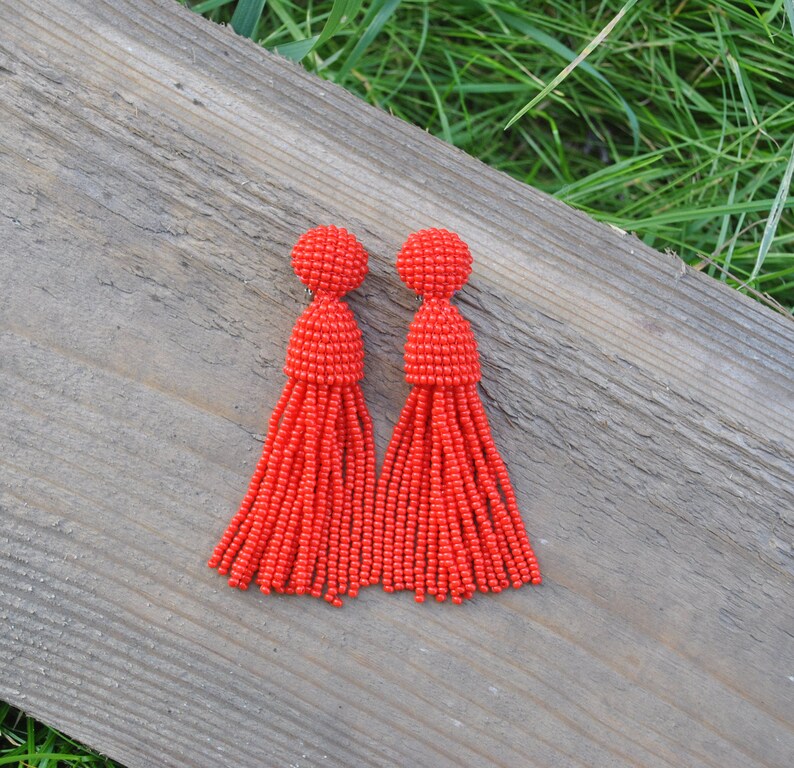 Long red,red garnet beaded tassel earrings,Oscar de la Renta style earrings,beaded tassel trending earrings,SILVER stud short beaded tassel