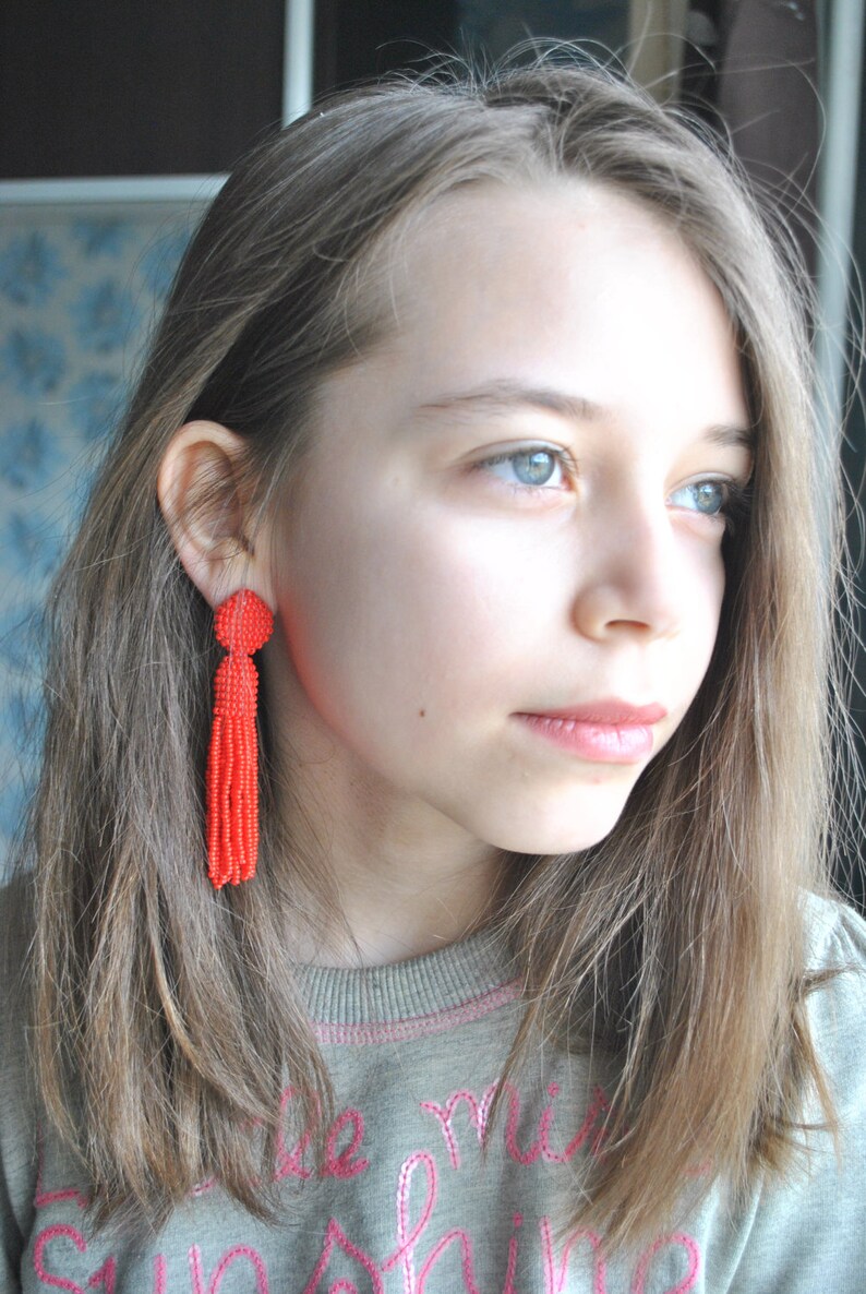 Long red,red garnet beaded tassel earrings,Oscar de la Renta style earrings,beaded tassel trending earrings,SILVER stud short beaded tassel