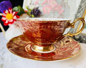 Elizabethan Red and Gold Teacup and Saucer with Heavy Gold Chintz, Vintage English Tea Set, Christmas Gift Idea, Tea Drinker Gift