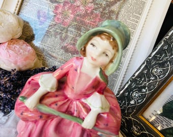 Royal Doulton Bo-Peep HN1811, Vintage Home Decor, Mid-Century Modern Collectible in Pretty Pinks and Red, Porcelain Collector Gift