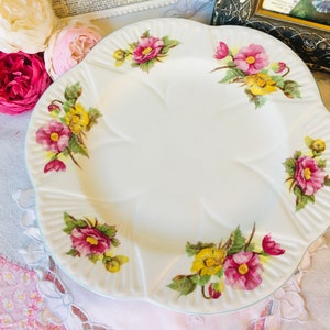 Shelley Begonia Lunch Plate with Green Trim, Vintage English Bone China, Replacement Dishes