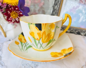 Paragon Tea Cup Set with Yellow Green and Black Trim - Hand-Painted English Teacup & Saucer in Jonquil Design, Tea Drinker Gift