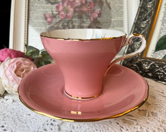 Filiżanka i spodek Aynsley Pink z jagodami i kwiatami, zabytkowy angielski zestaw do herbaty