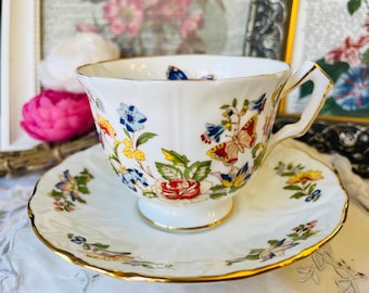 Aynsley Cottage Garden Butterfly Teacup and Saucer with Gold Trim and Crocus Shape, Vintage English Tea Set, Tea Lover Gift for Her