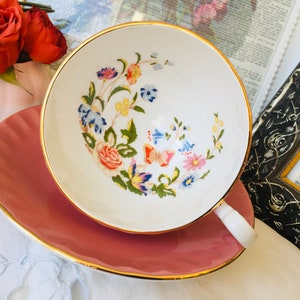 Aynsley Pink Cottage Garden Butterfly Tea Cup and Saucer, Vintage English Tea Set in a Limited Edition Backstamp