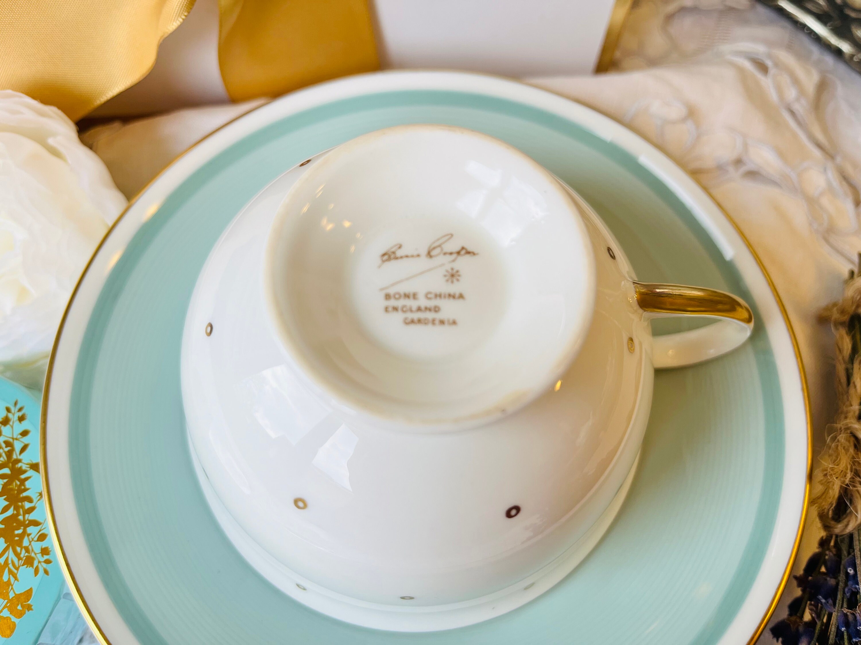 ★優雅★/チャイニーズタイガー/Cup&Saucer/グリーン Susie Cooper Gardenia Teacup and Saucer With White and Green