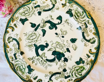 Mason's England Chartreuse Green Floral Plate 10 in, Wall Plate with Green and Gold Painted Accents, Antique English China Home Decor