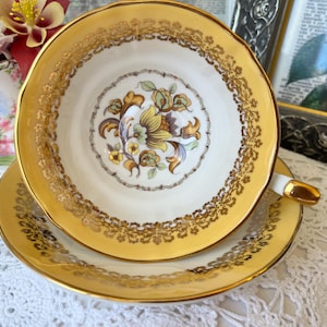 Elizabethan Yellow and Gold Chintz Teacup and Saucer, Vintage Fine Bone China
