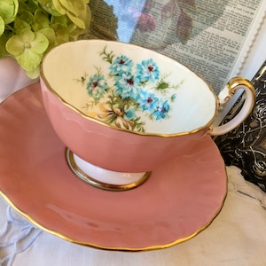 Elegant Vintage English Tea Set with Pink Aynsley Tea Cup, Saucer, and Gold-Trimmed Oban Shape, Blue Floral Print and Gold Ribbon Detailing