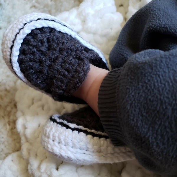 Baby Van Shoes ,Baby Van Sneakers ,Baby Shower Gifts ,Baby Shoes ,Van Shoes ,Newborn Vans , Infant Van Sneakers ,Crocheted Van Shoes  , Vans