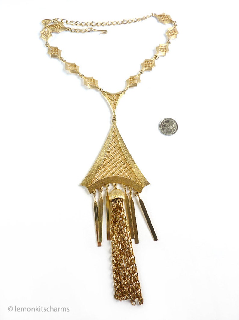 1970s 1960s Fringe Jewelry Boho Bohemian Lattice Statement Vintage Triangle Tassel Necklace Chunky Goldtone Gold