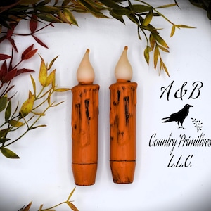Conjunto de (2) Duas velas cônicas de LED Grungy Harvest Orange (4 polegadas) com temporizador sem chama e bateria, decoração de casa rústica primitiva