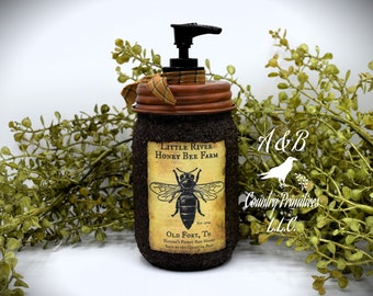 Honey Bee Farm Grubby Mason Jar Soap Dispenser: Country Bathroom Decor
