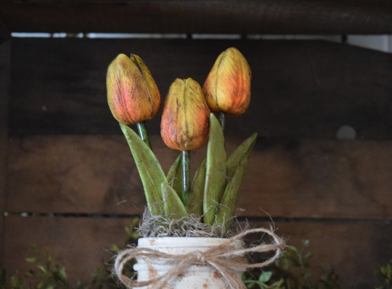 Buy Grungy Pint Mason Jar and Tulip Arrangement, Real-feel, Real-touch  Tulips, Cottagecore Vintage Style Mason Jar Arrangement Centerpiece Online  in India 